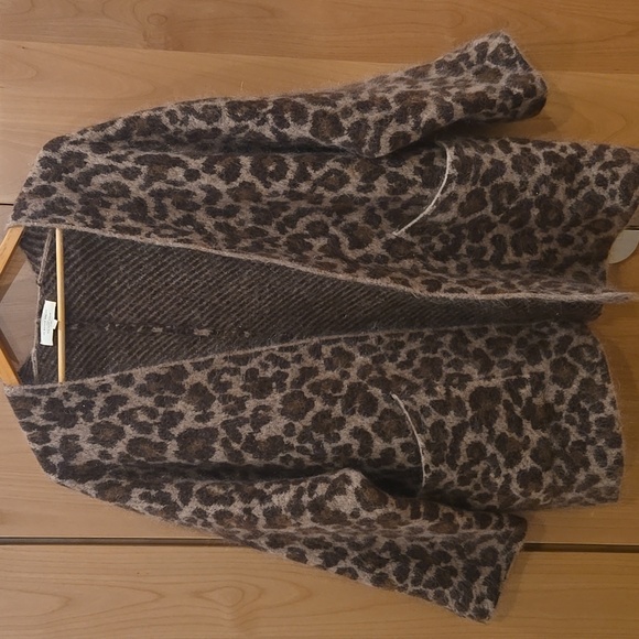 Sezane Jackets & Blazers - Sezane Oscar Leopard Print Jacket, Quiet Luxury, French, Statement, GUC, OS